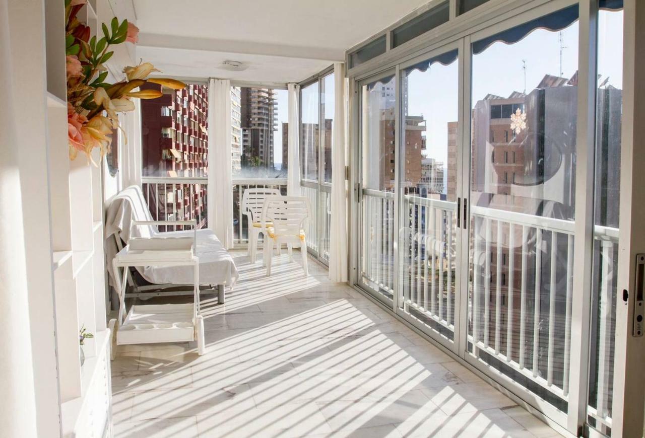 Apartamentos Halcon Benidorm Kültér fotó